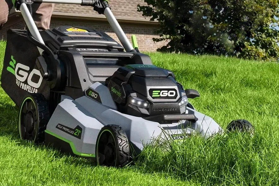 cordless black and decker lawn mower